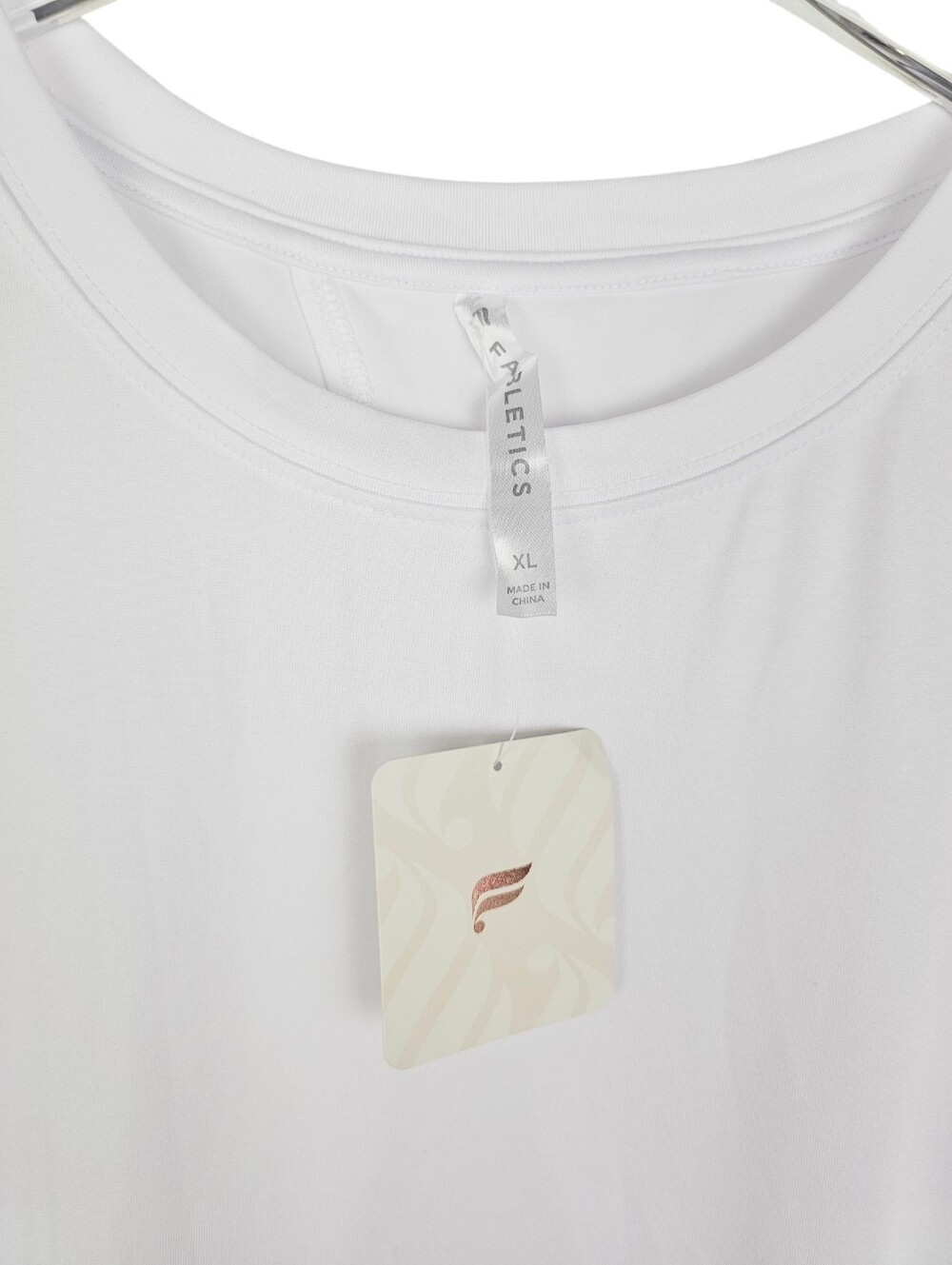 Fabletics White Blake Open Back Tank NWT - Picture 5 of 11
